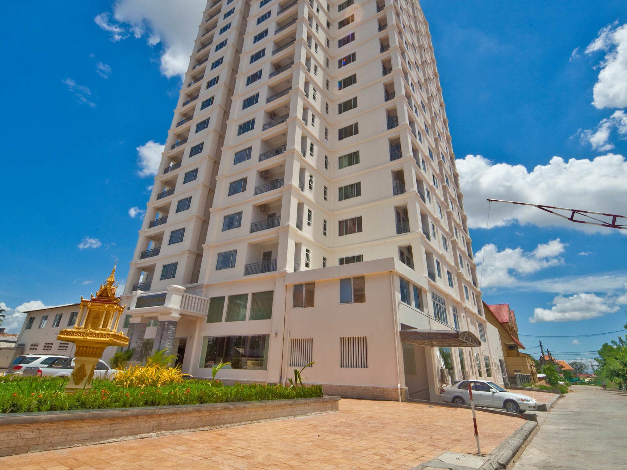 Mekongview 2 Condotel Phnom Penh Exterior foto