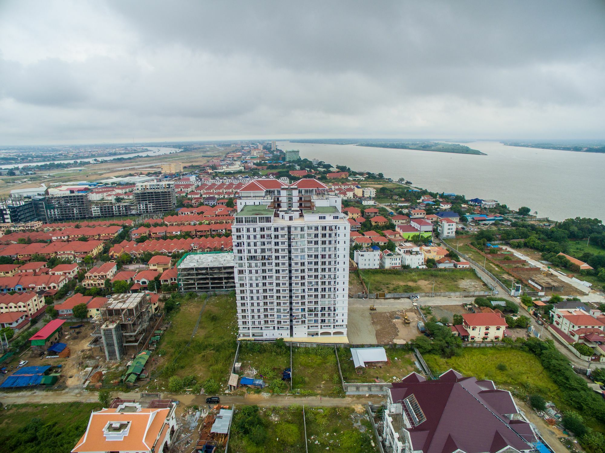 Mekongview 2 Condotel Phnom Penh Exterior foto